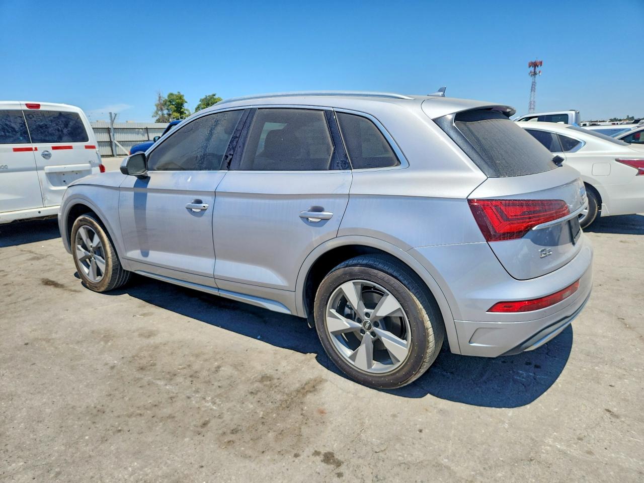 2022 AUDI Q5 quattro Premium Plus