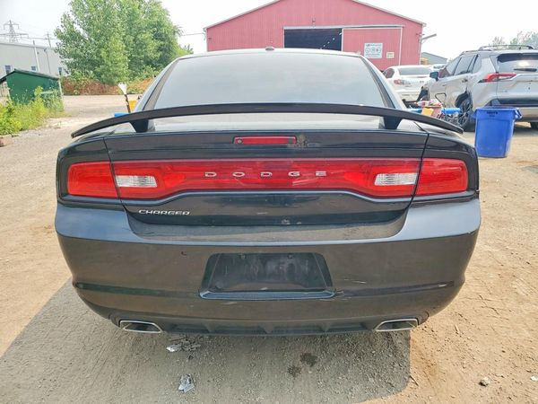 2013 DODGE CHARGER SXT