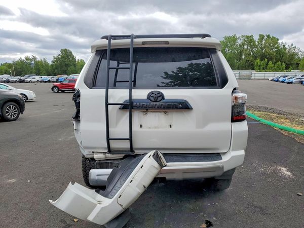 2018 TOYOTA 4RUNNER