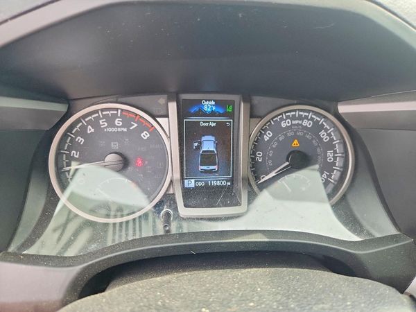 2021 TOYOTA TACOMA SR5