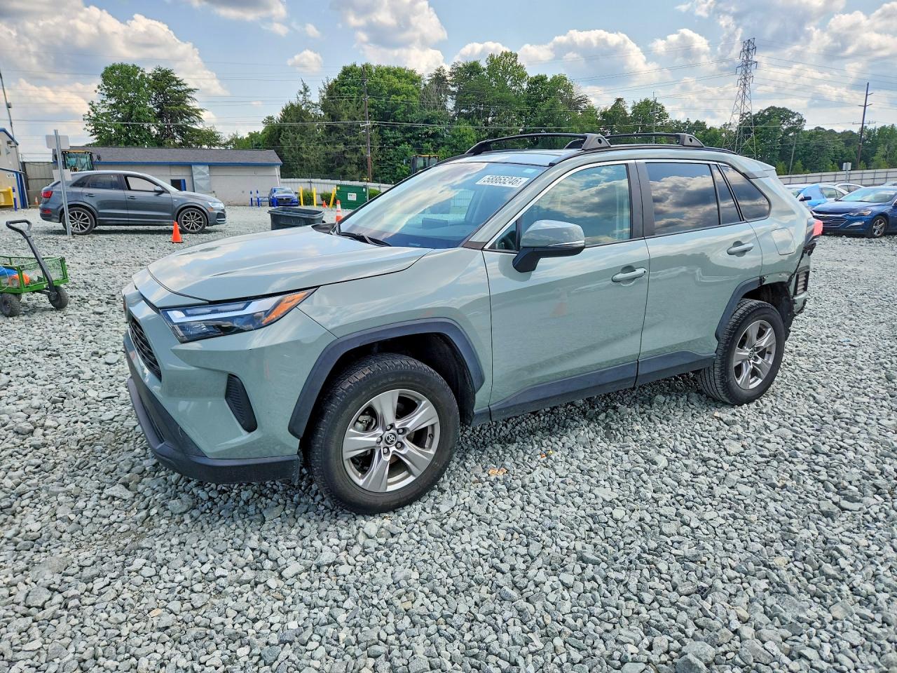 2023 TOYOTA RAV4 XLE