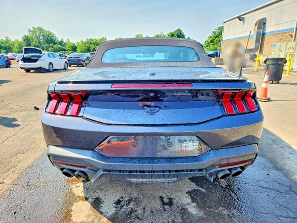 2024 FORD MUSTANG