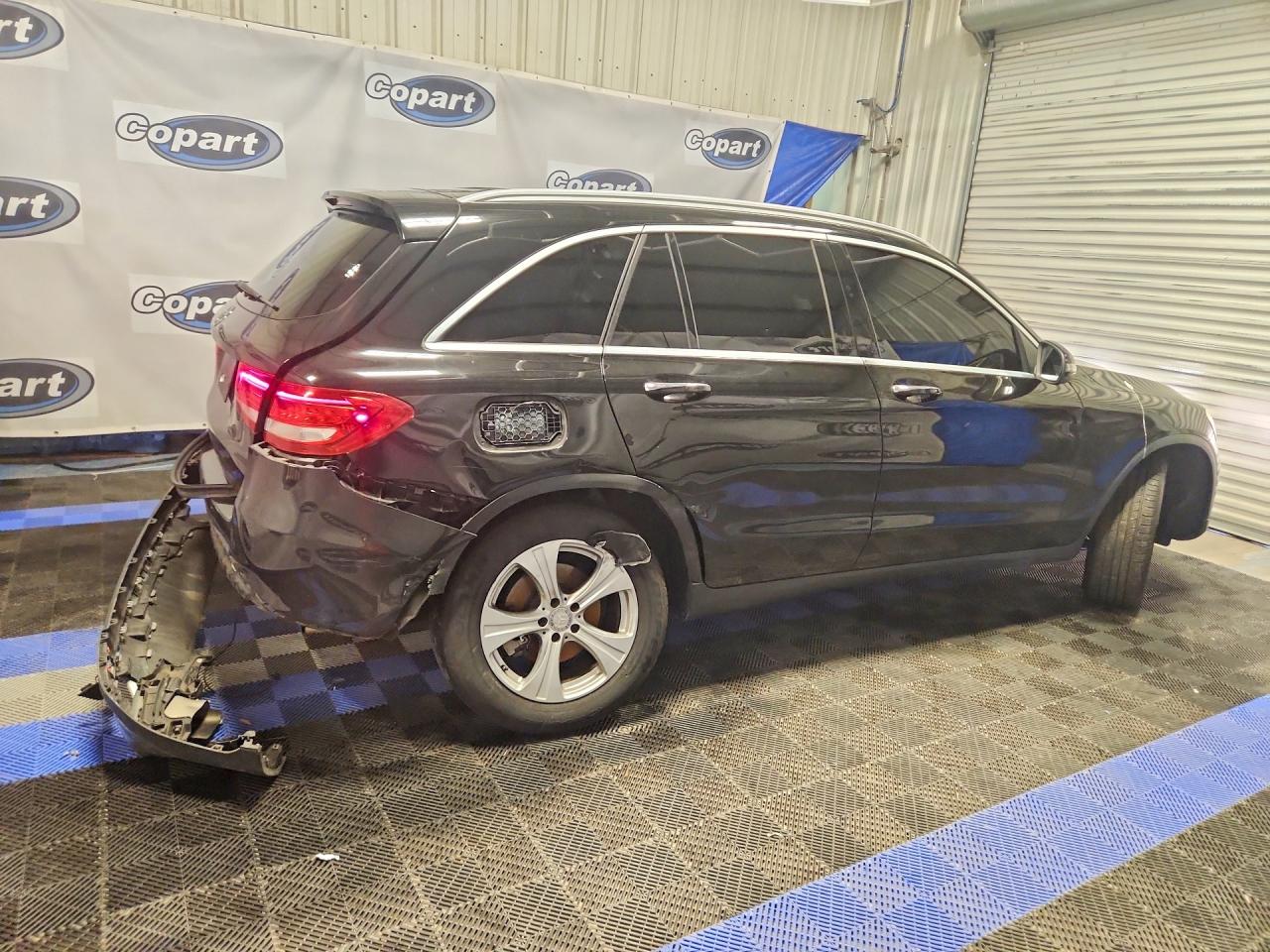 2016 MERCEDES-BENZ GLC GLC300