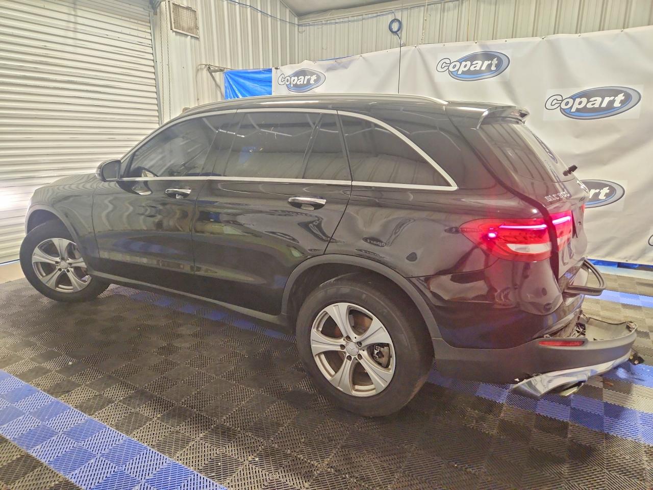 2016 MERCEDES-BENZ GLC GLC300
