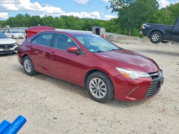 2016 TOYOTA CAMRY