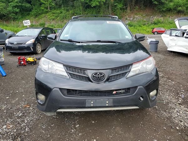 2015 TOYOTA RAV4