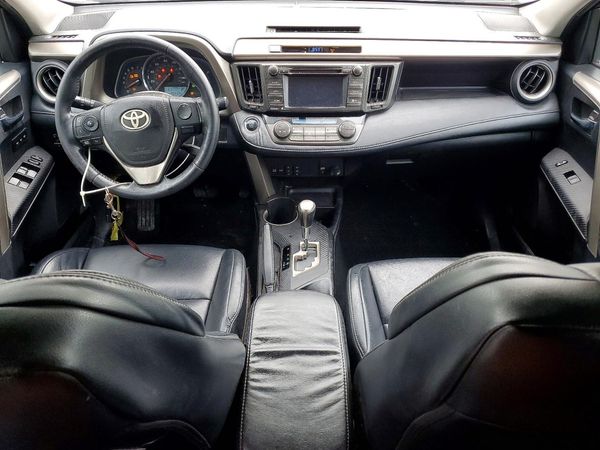 2015 TOYOTA RAV4