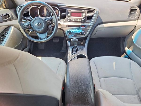 2015 KIA OPTIMA GL - Middle-low