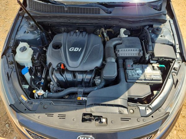 2015 KIA OPTIMA GL - Middle-low