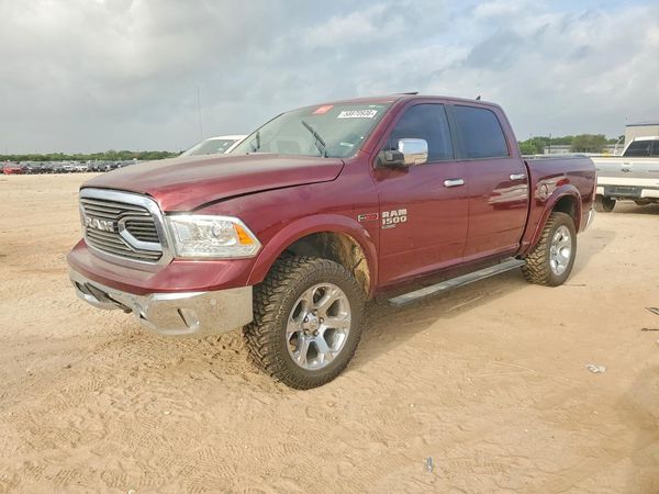 2019 RAM 1500 Laramie — Front 3/4