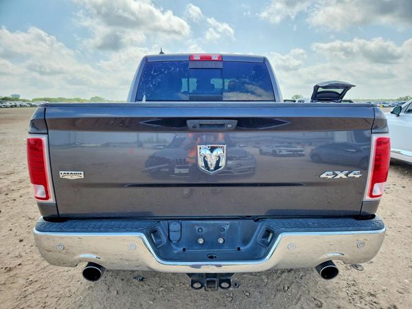 2018 RAM 1500 Laramie — DIRR