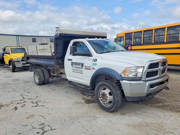 2016 RAM 5500 REG CAB CHASSIS