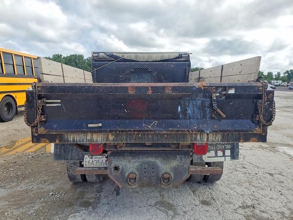 2016 RAM 5500 REG CAB CHASSIS