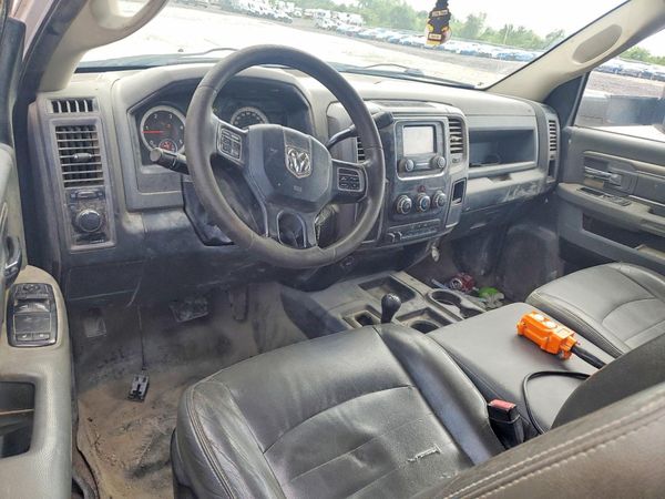 2016 RAM 5500 REG CAB CHASSIS