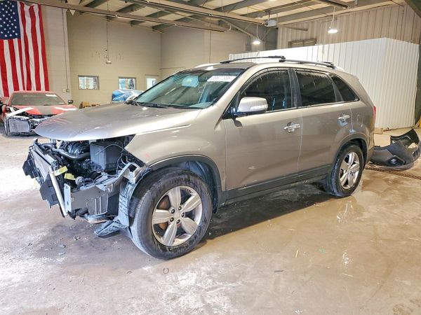 2013 KIA SORENTO EX