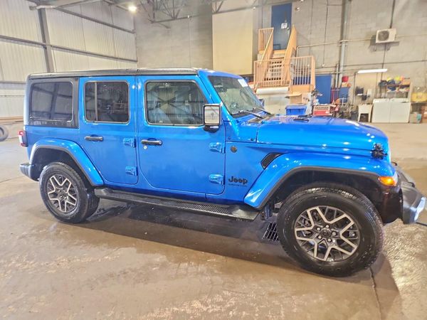 2025 JEEP WRANGLER 4-DOOR SAHARA