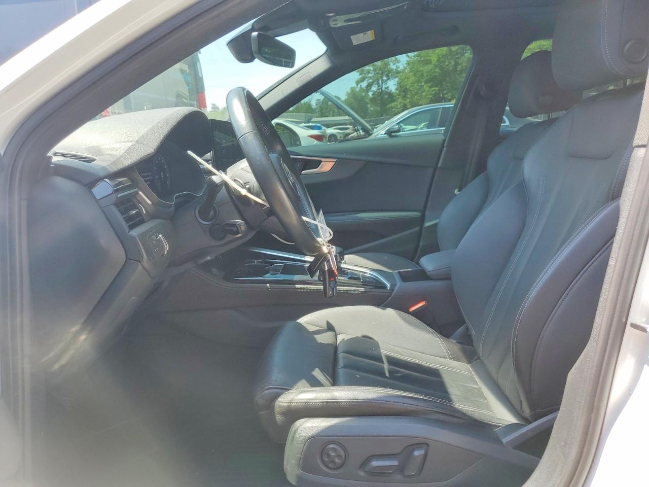 2020 AUDI A4 quattro Premium Plus