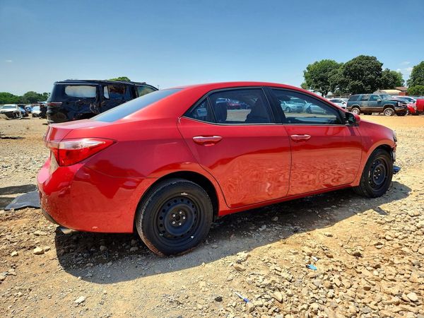 2017 TOYOTA COROLLA