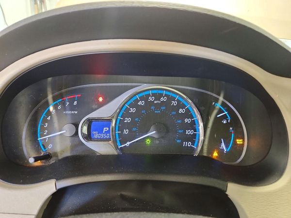 2013 TOYOTA SIENNA
