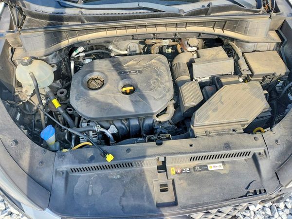 2019 HYUNDAI TUCSON SE
