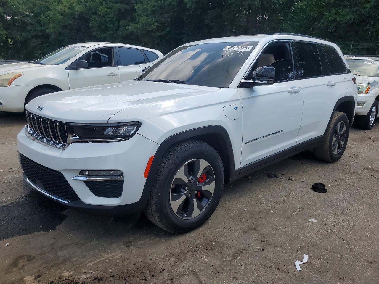 2022 JEEP GRAND CHEROKEE