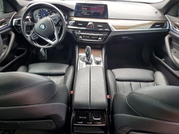 2018 BMW 530