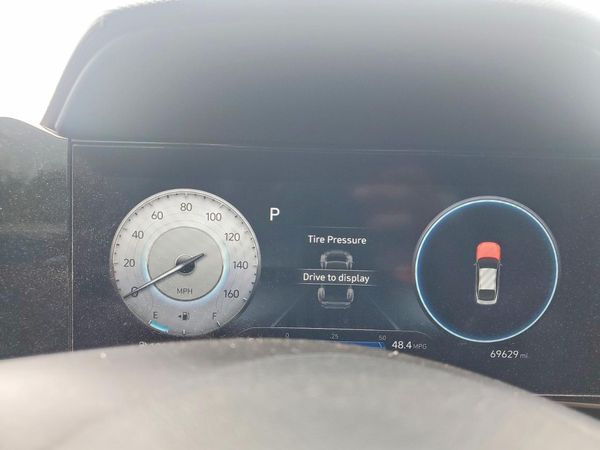 2023 HYUNDAI ELANTRA SEL w/Convenience Pkg