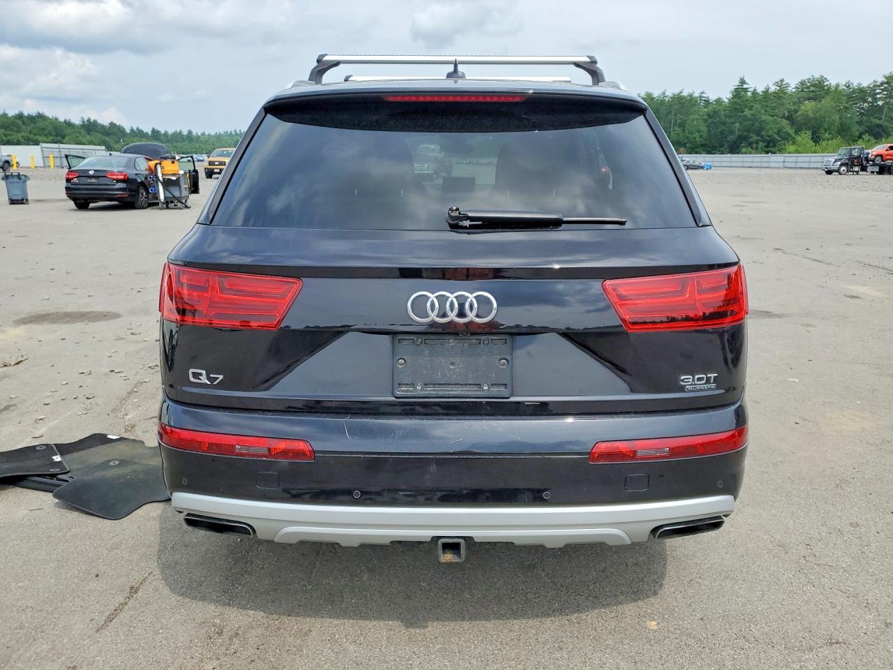 2018 AUDI Q7 quattro Prestige