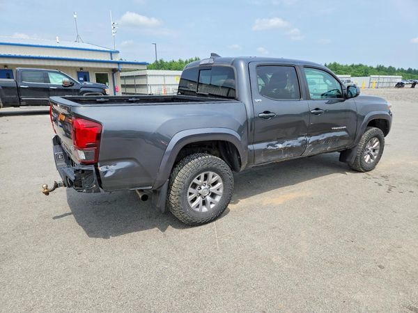 2019 TOYOTA TACOMA SR5