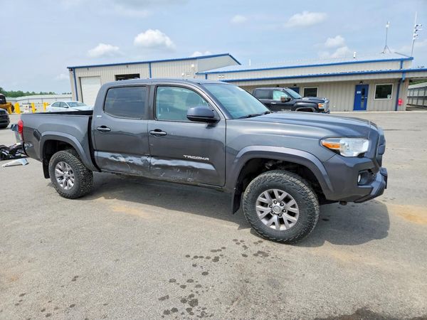 2019 TOYOTA TACOMA SR5