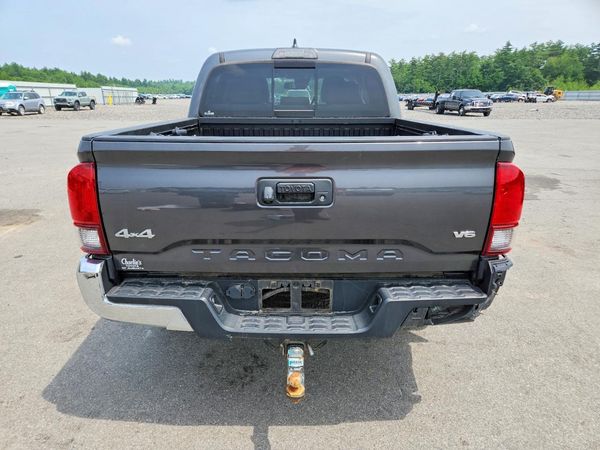 2019 TOYOTA TACOMA SR5