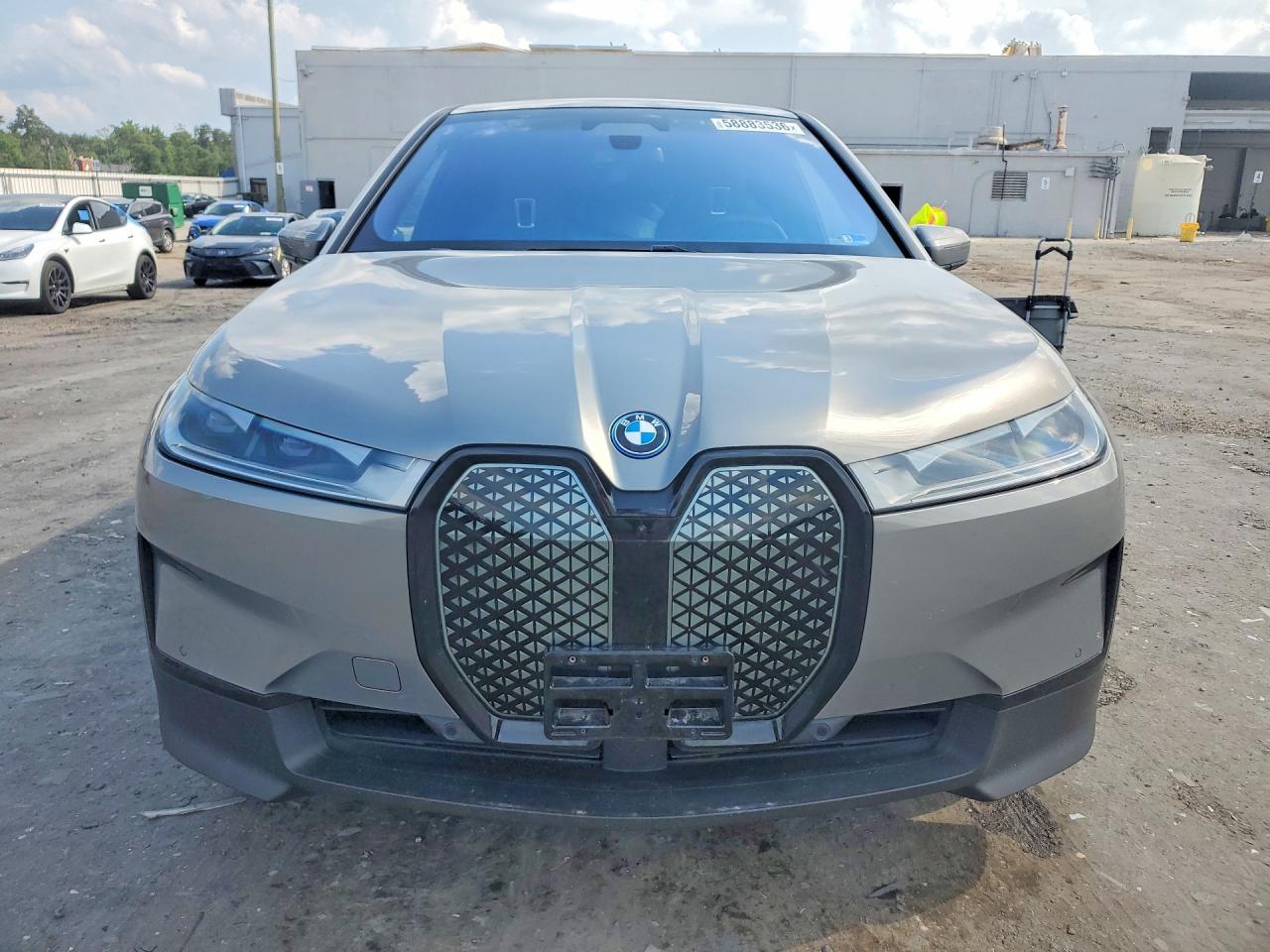 2023 BMW IX xDrive50i