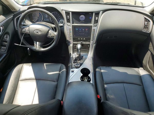 2015 INFINITI Q50
