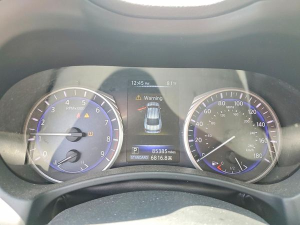 2015 INFINITI Q50