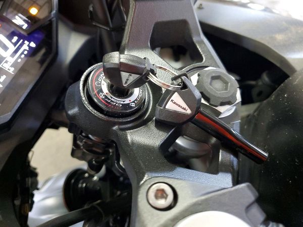 2026 KAWASAKI EX500