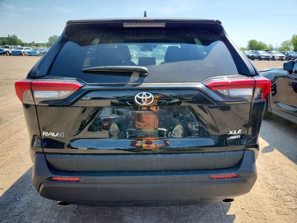 2019 TOYOTA RAV4 XLE AWD