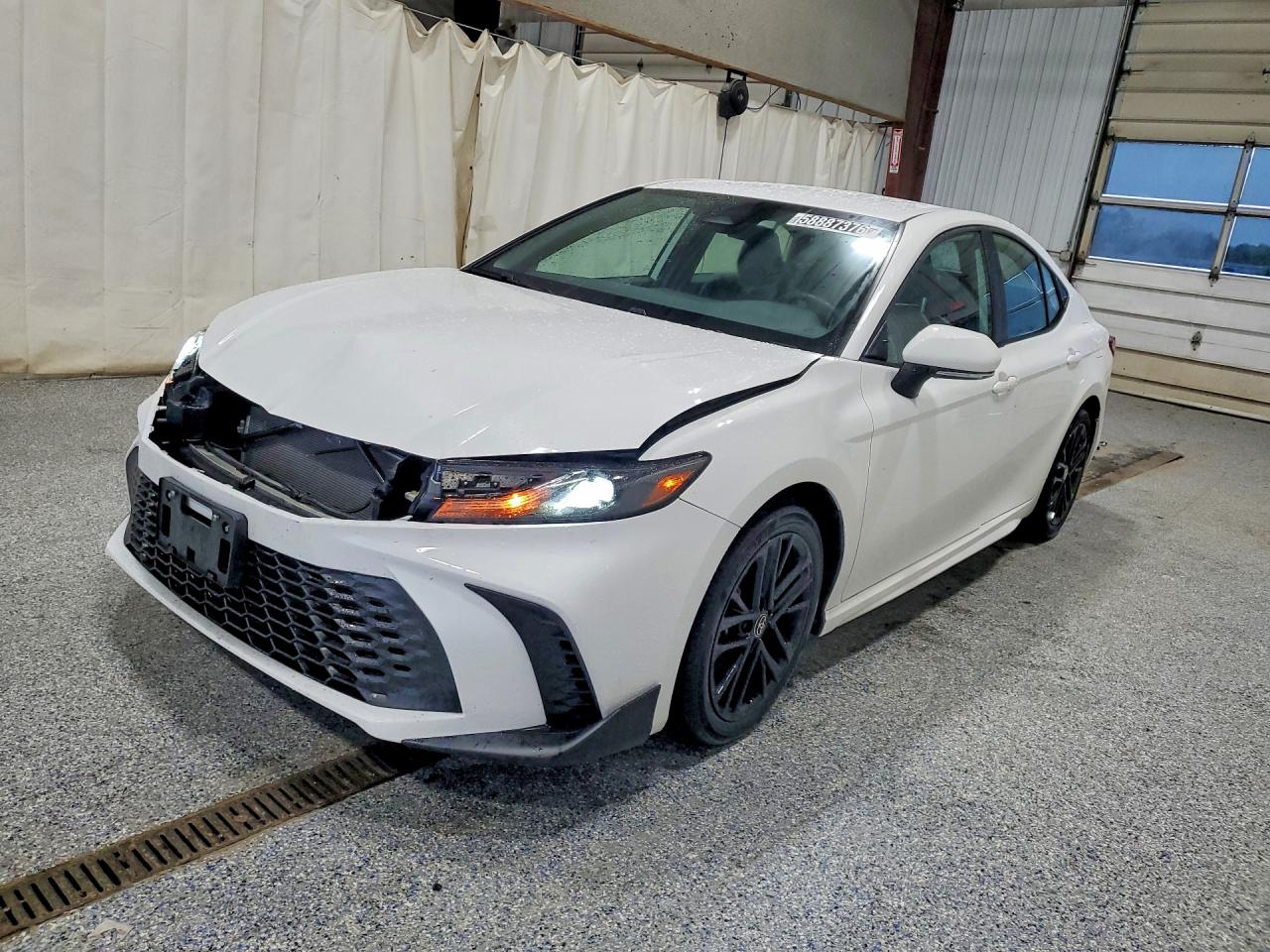 2025 TOYOTA CAMRY
