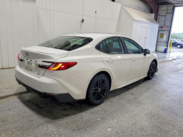 2025 TOYOTA CAMRY
