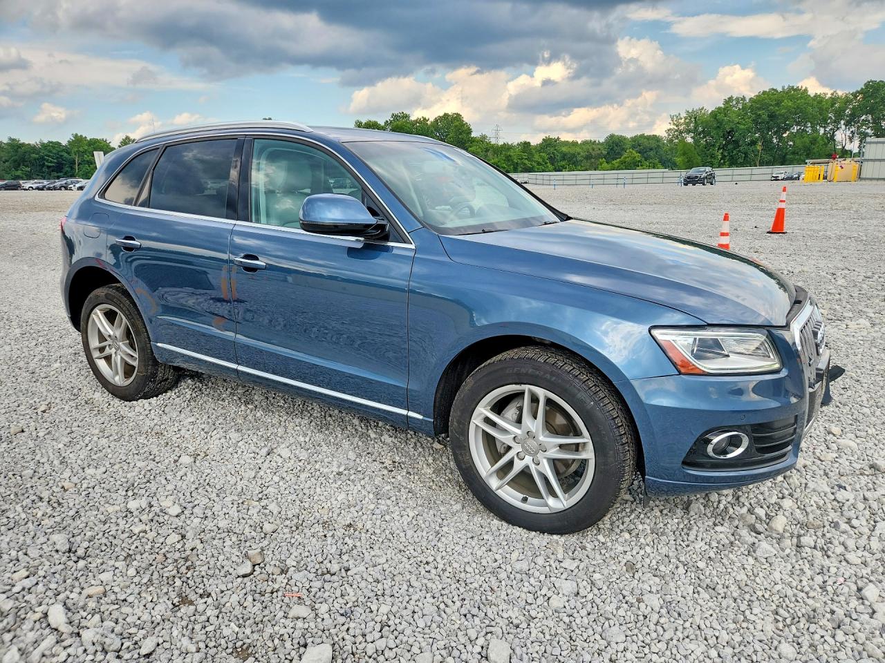 2017 AUDI Q5 quattro Premium Plus