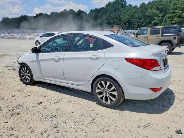 2017 HYUNDAI ACCENT SE Base