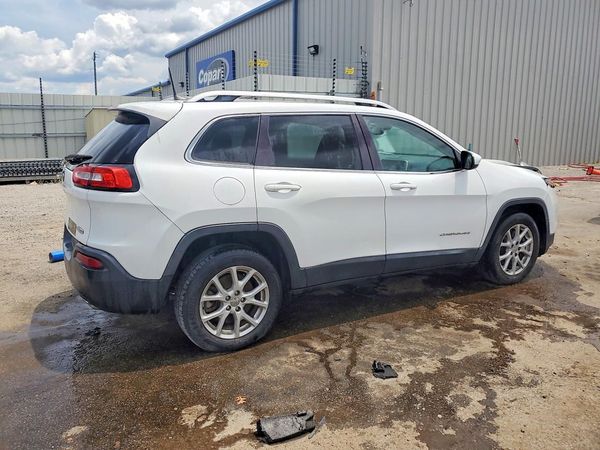 2018 JEEP CHEROKEE LATITUDE FWD
