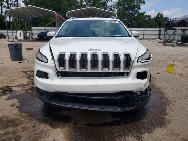 2018 JEEP CHEROKEE LATITUDE FWD