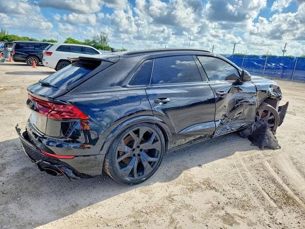 2021 AUDI RS Q8 quattro