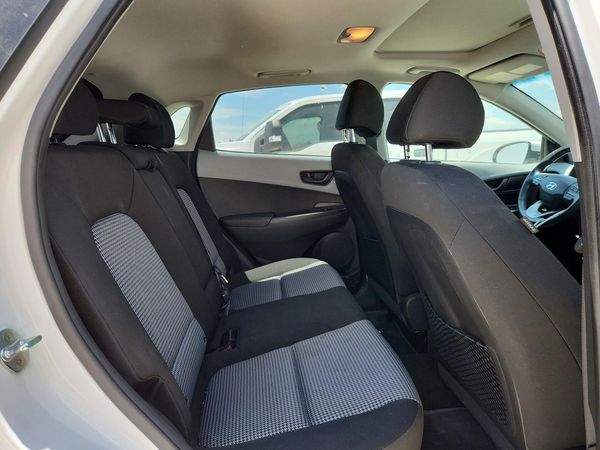 2021 HYUNDAI KONA SEL Plus, NIGHT