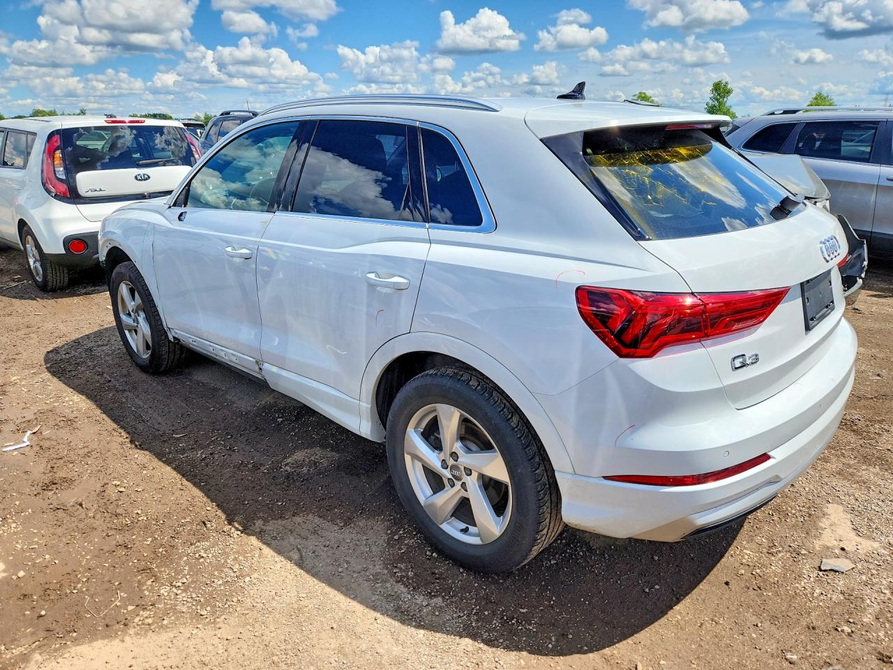 2019 AUDI Q3 quattro Premium Plus