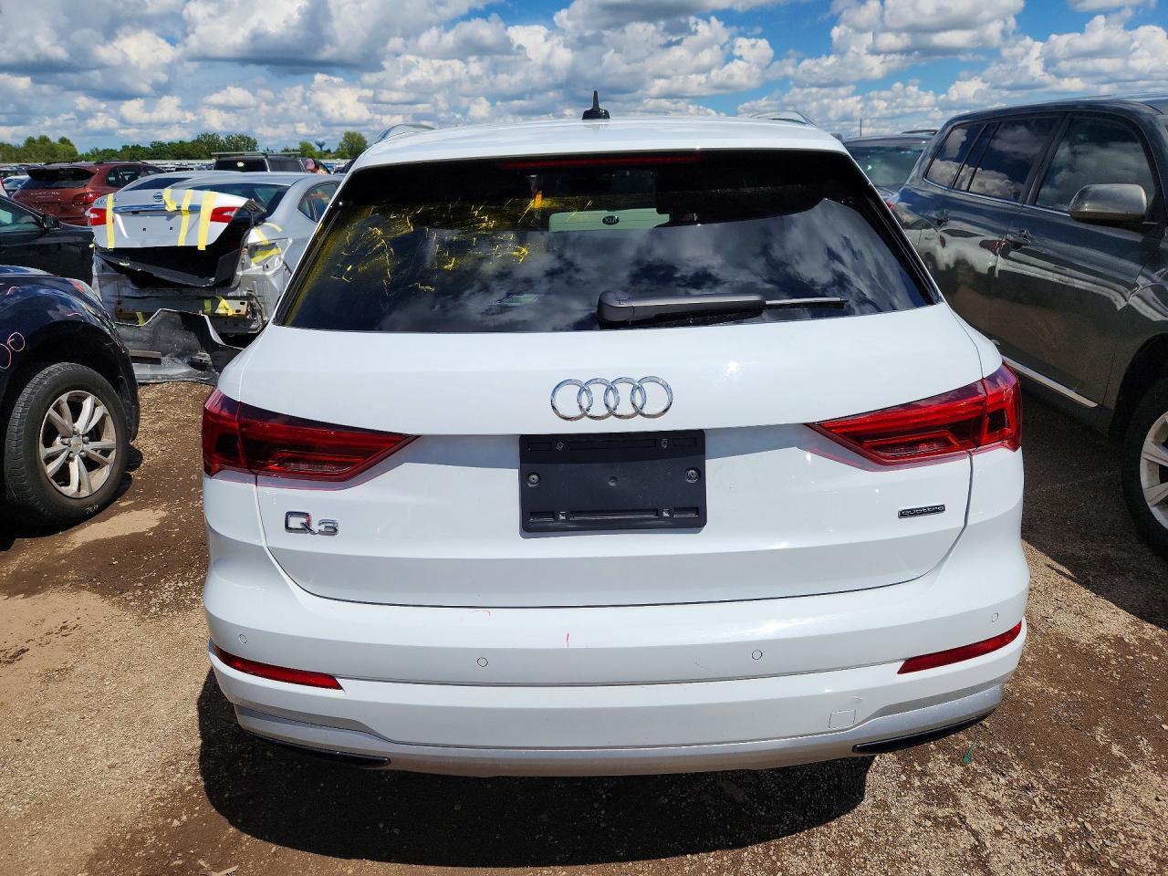 2019 AUDI Q3 quattro Premium Plus