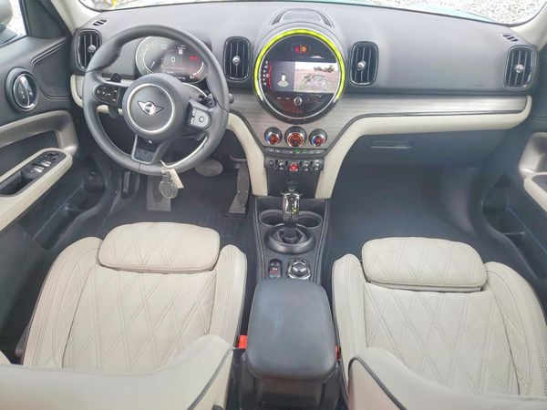 2024 MINI COOPER