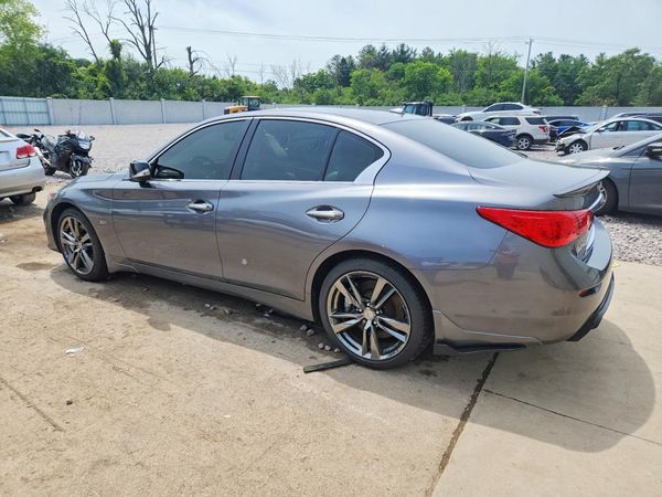 2016 INFINITI Q50