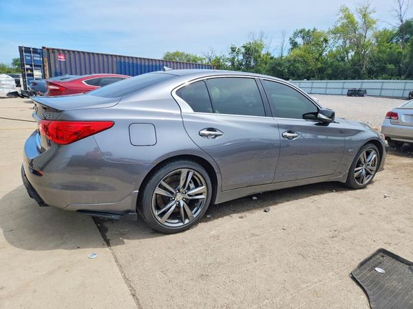 2016 INFINITI Q50