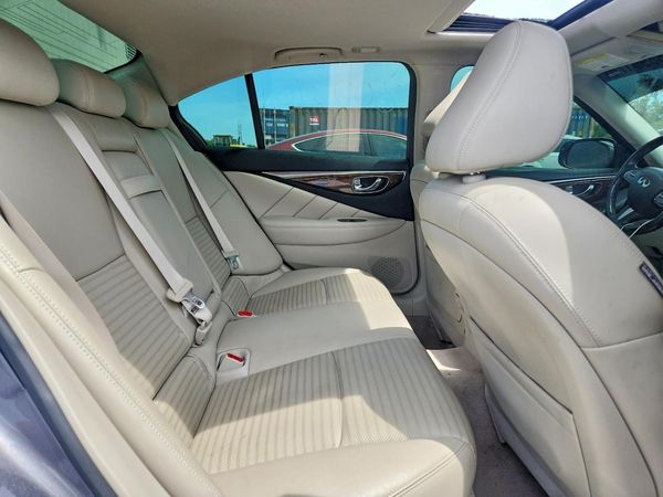 2016 INFINITI Q50